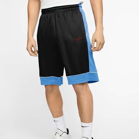 Nike Basketball Short - Picture 1 of 3